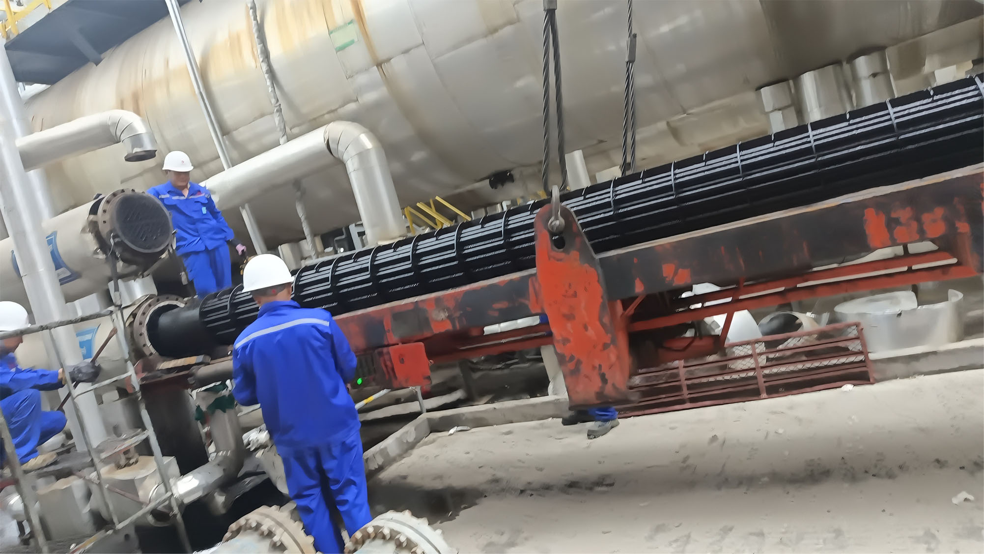 Offshore platform tube bundle work