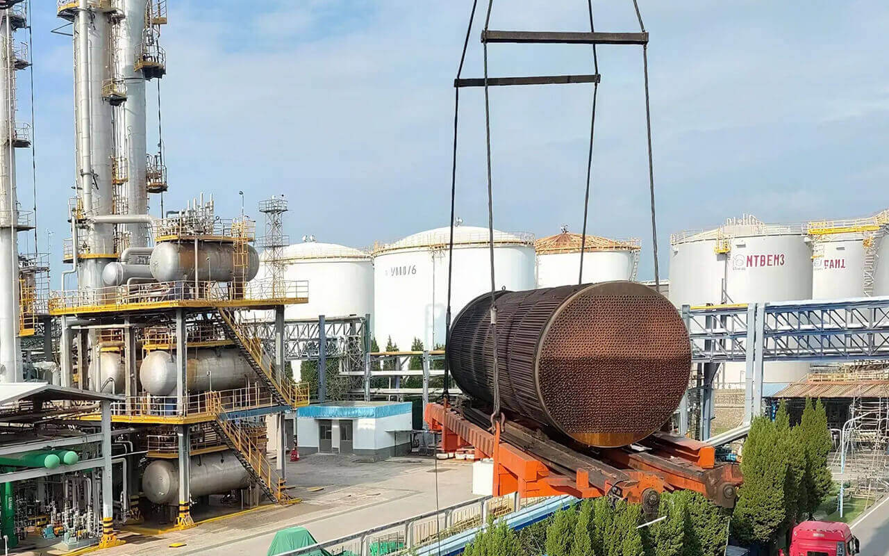 Condenser and heat exchanger maintenance