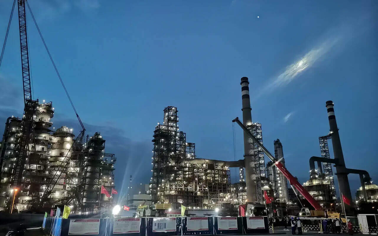 Chemical plant heat exchanger service